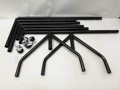 Amazon Basics Robuster Kleiderstaender, 1,21 x 1,52 m, Schwarz