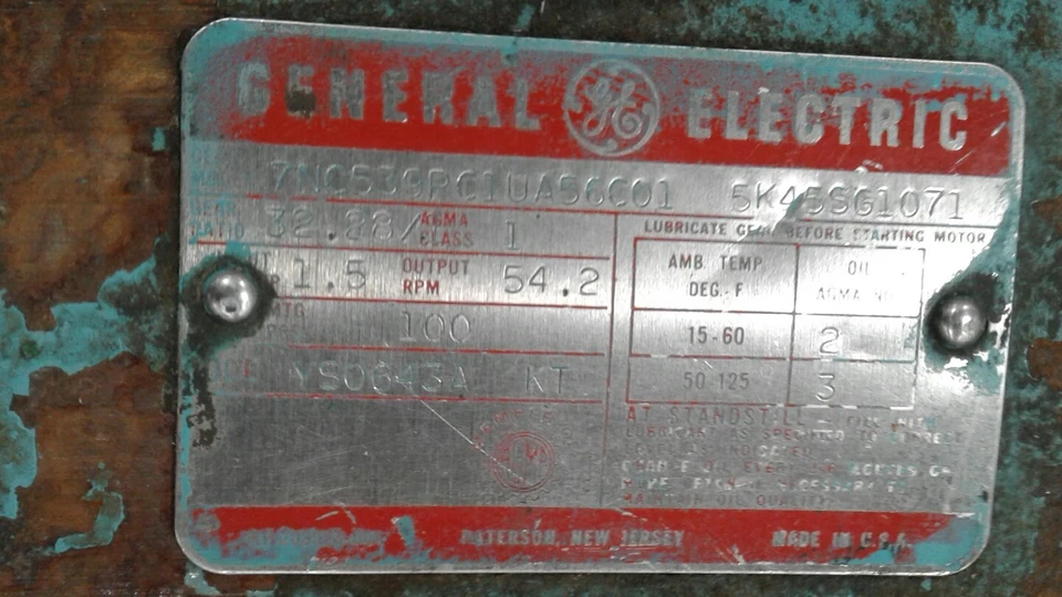 MOTOR GE AC con reductor de velocidad de caja de cambios 1,5 HP 1725 RPM 230/460V #019KWE23PR6 Foto 3 de 4