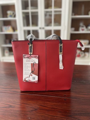PortoVino Wine Purse. Bella Vita. New With Tags