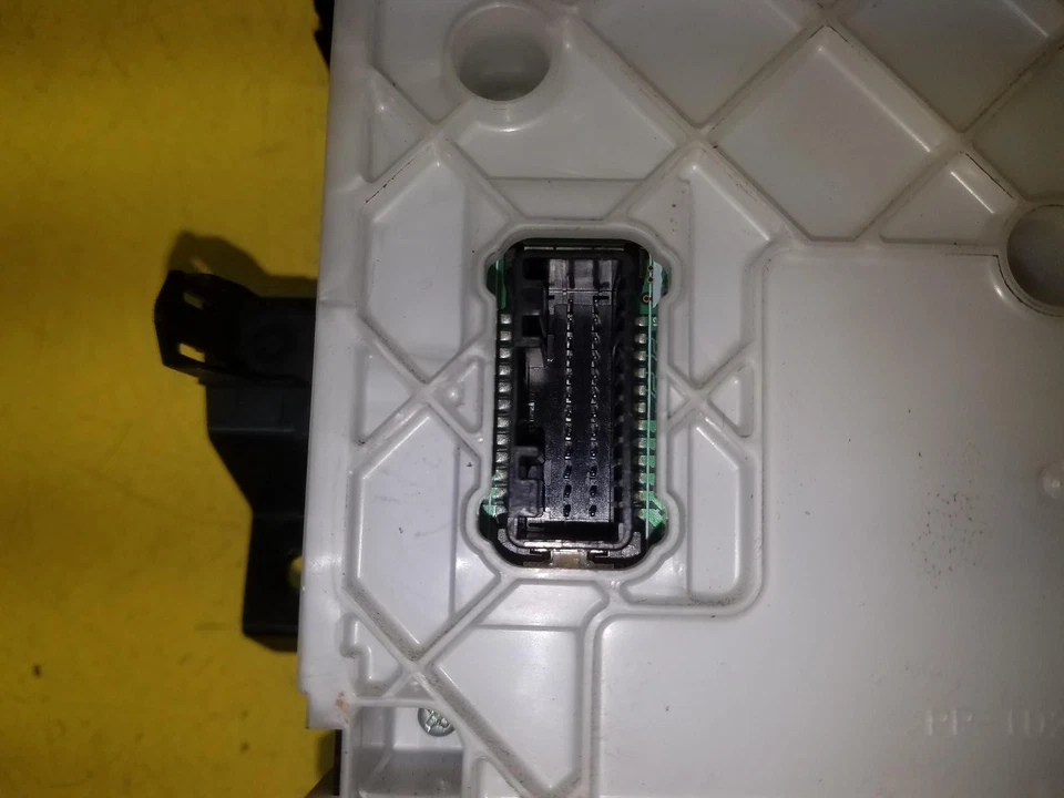 Toyota GT86 Heater A/C Air Con Controls 2012 SU00302091 - Image 3 of 4