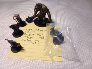 dungeon and dragons miniatures Lot 4