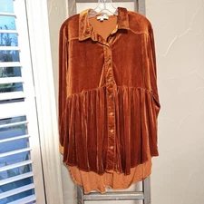 Umgee Tunic Top Women's Sz XL Copper Color Velvet Peplum Long Sleeve Button Fall