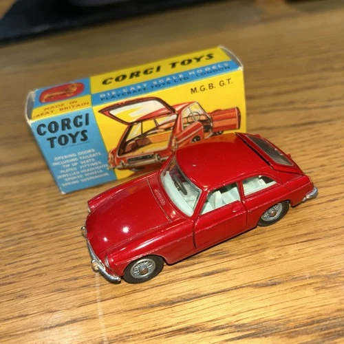Vintage CORGI 327 MGB GT BOXED ORIGINAL 1967-69