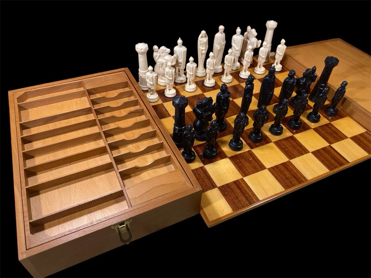Set Scacchi In Legno Intagliati A Mano &ndash; Tavola 21 Pollici, Pezzi Vintage, Completo