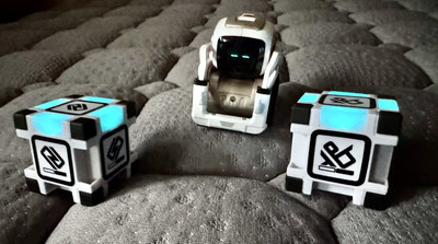 Cozmo Anki Ai Roboter 3 Würfel USB Ladegerät Boxed&Case Interaktiv Spielen Lernspielzeug