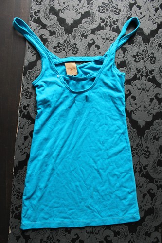 Hollister Top Blau, Pink Weiß Größe XS, S oder M Neu mit Etikett Preishammer!! - Bild 9 von 9