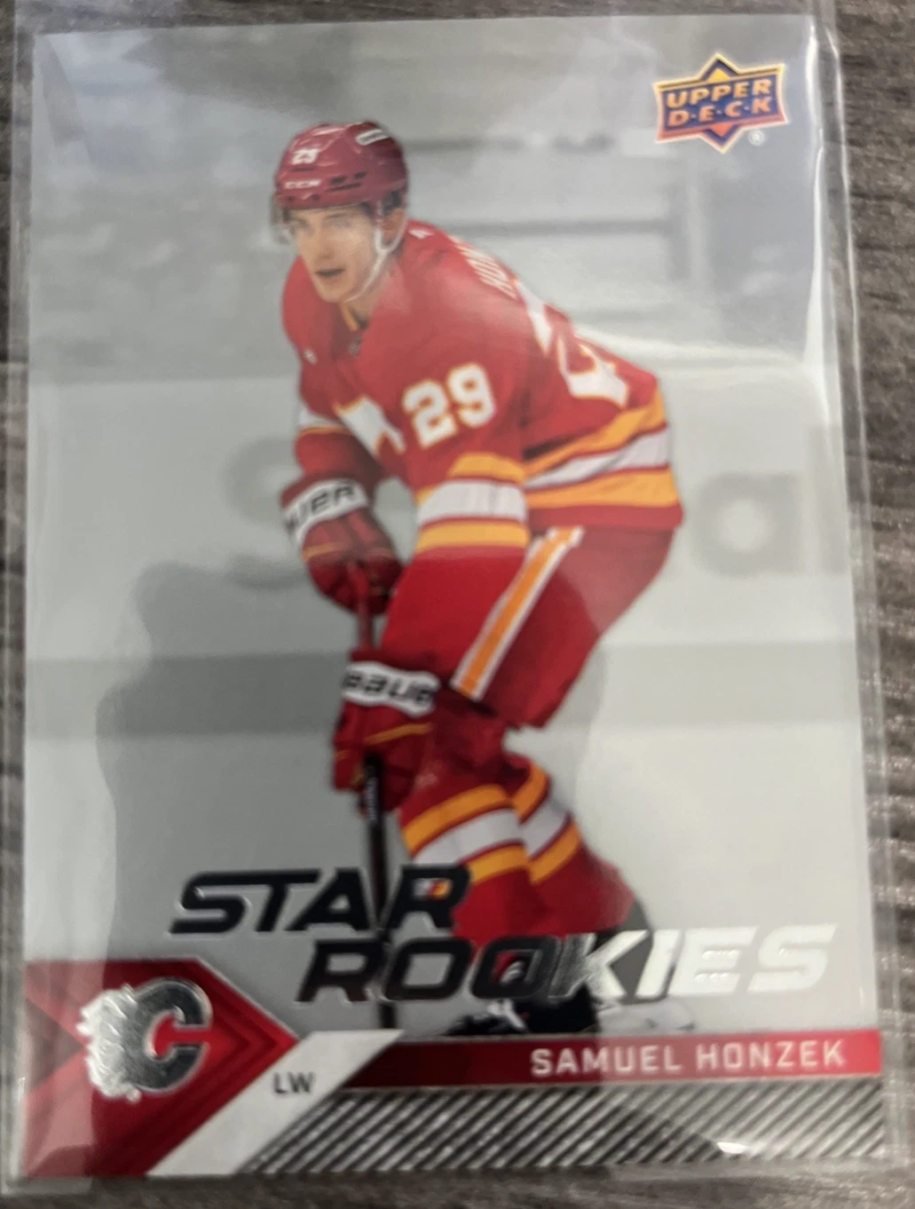 Samuel Honzek trading card