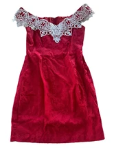 VTG Gunne Sax 80s Red Floral Embossed Mini Dress Off Shoulder Lace Trim Romantic