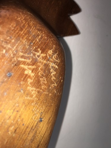 Vintage Carved Pineapple Wood Bowl Signed Monkey Pod Hawaii Approx 9” x 4” - Picture 7 of 7