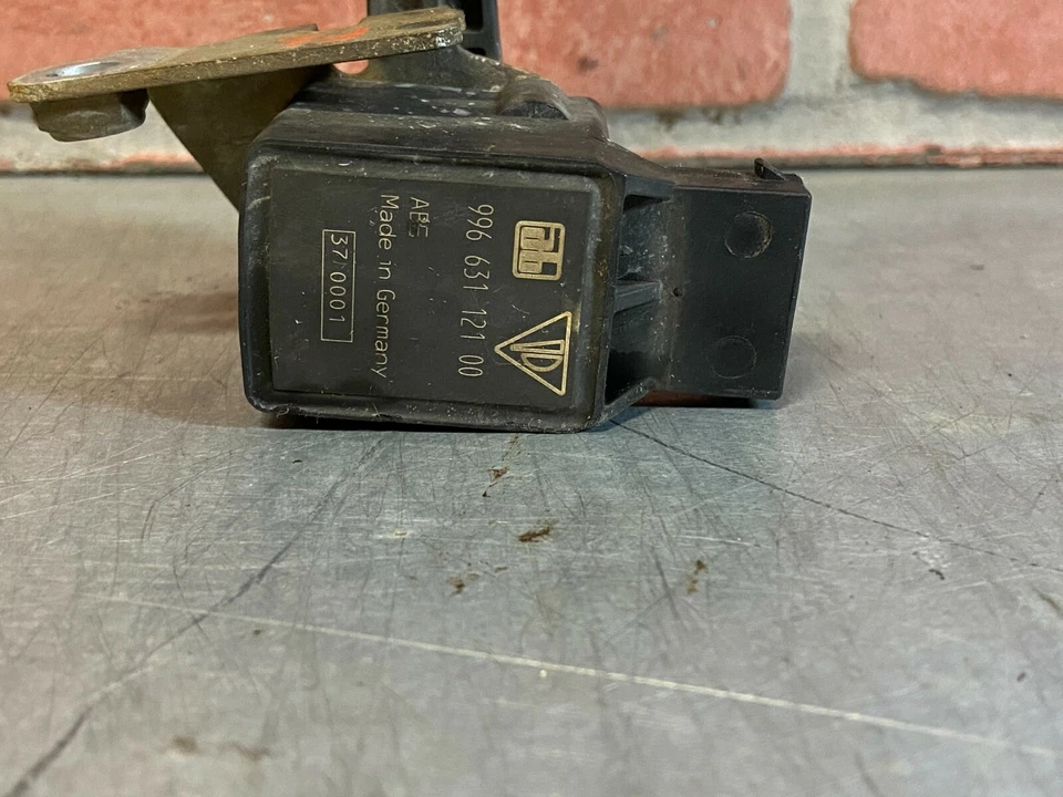 Sensor de nivel de conducción Porsche 911 Boxster 1997-2004, OEM, 99663112100 Foto 2 de 4