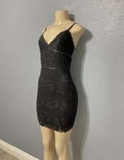 GUESS WOMEN STRAPPY STRETCH SWEETHEART LACE MINI DRESS - BLACK COLOR SIZE SMALL