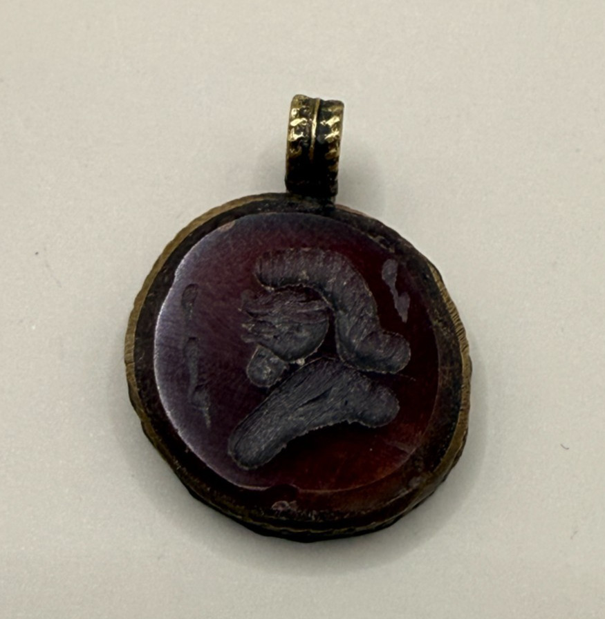 Ancient Roman Mythical queen face Intaglio Agate Bead with silvered attachement