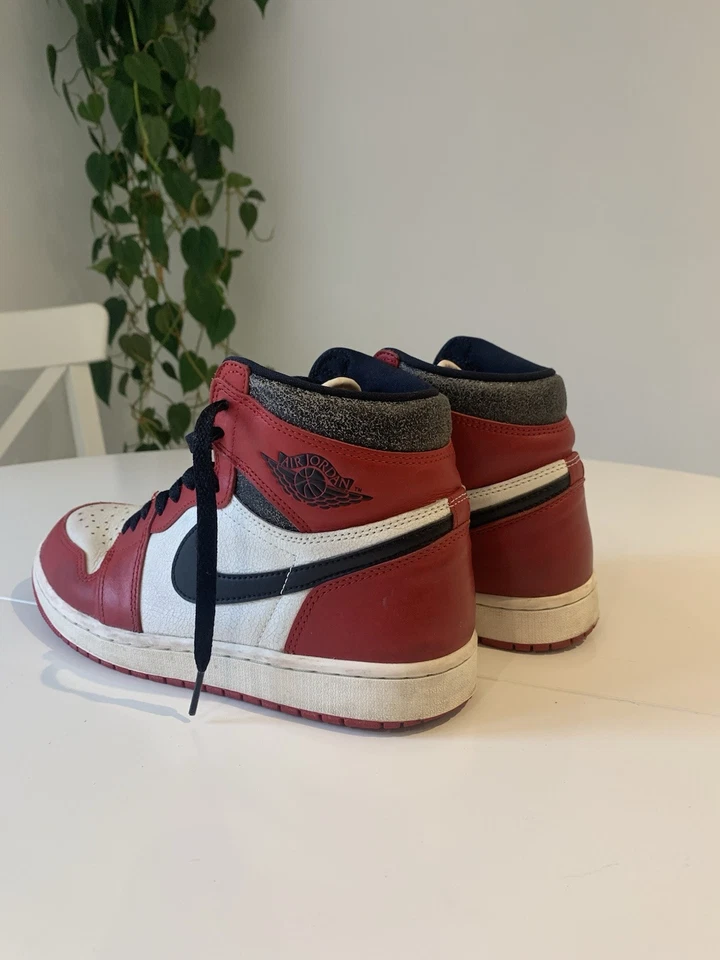 Size 8 - Jordan 1 Retro High OG Chicago Reimagined Lost & Found 2022, photo 4 of 5