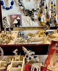 Vintage  to now Costume jewelry Lot Some Signed And Unsigned. VN1