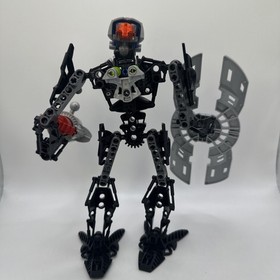Lego Bionicle: Toa Mahri Nuparu (8913) -w/ Manual -No Bullets or Tube Great 1093