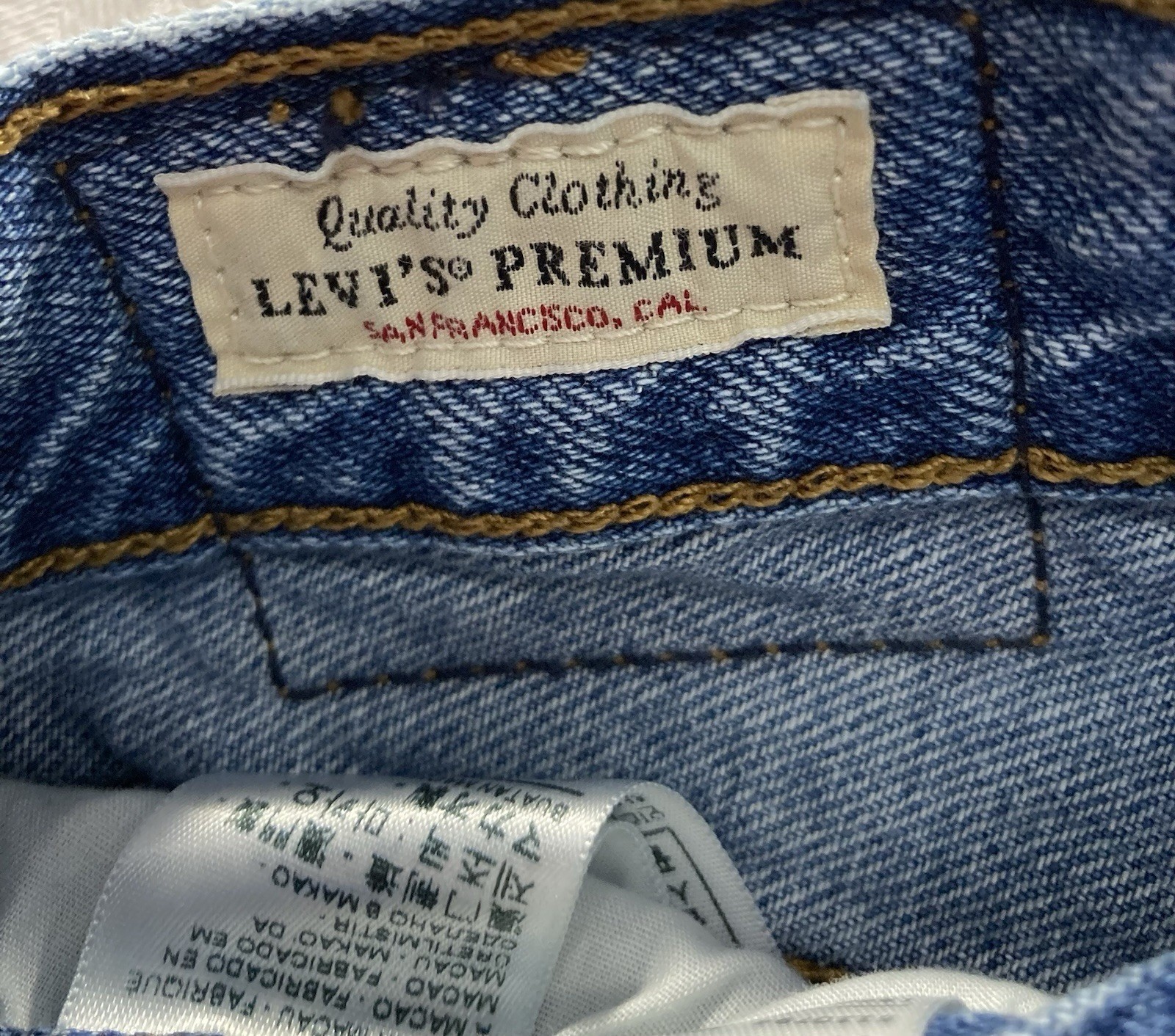 Levis Baggy Dad Jeans size 28 Baggy Light Wash Mid Rise Distressed 80 90s Grunge thumbnail 11