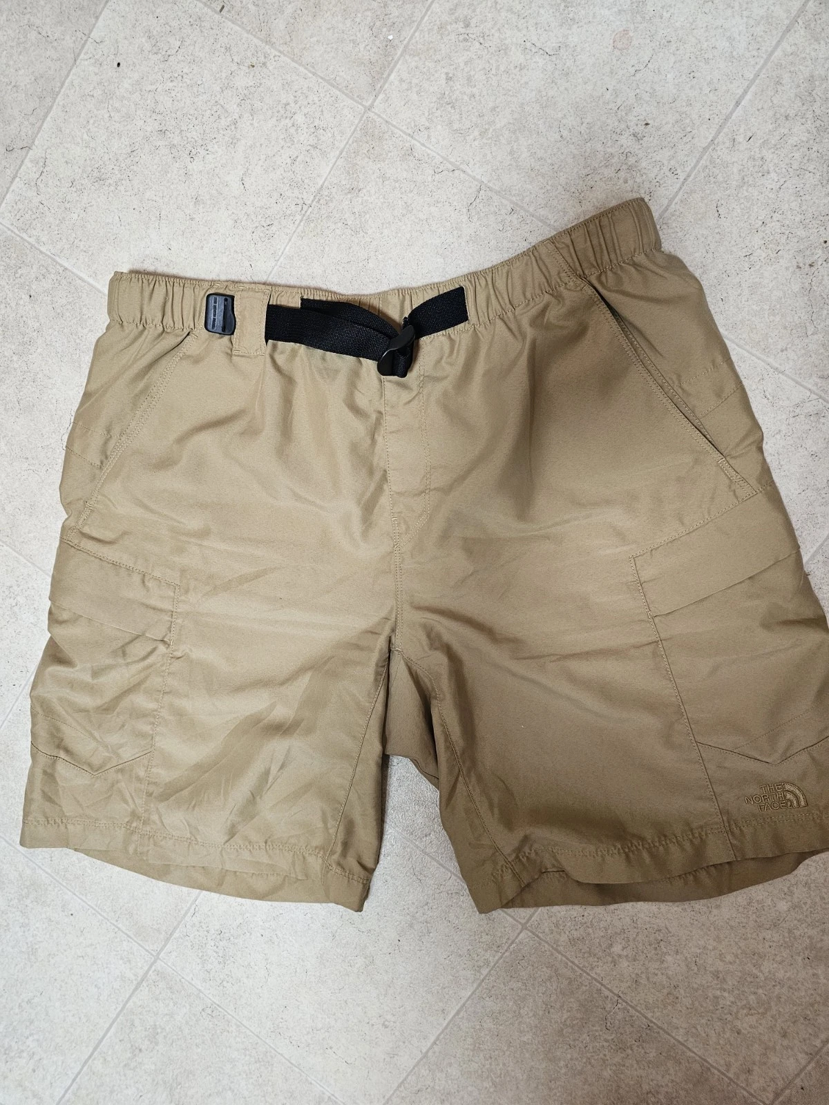The North Face Men M 34" Cargo Hiking Shorts Tan Khaki Belted Nylon Ripstop 7"