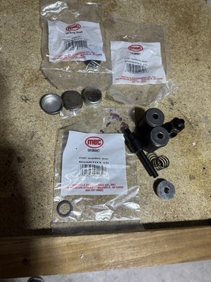 MEC Shotshell Reloader Miscellaneous Parts Lot   Resize Ring Grommets Hardware