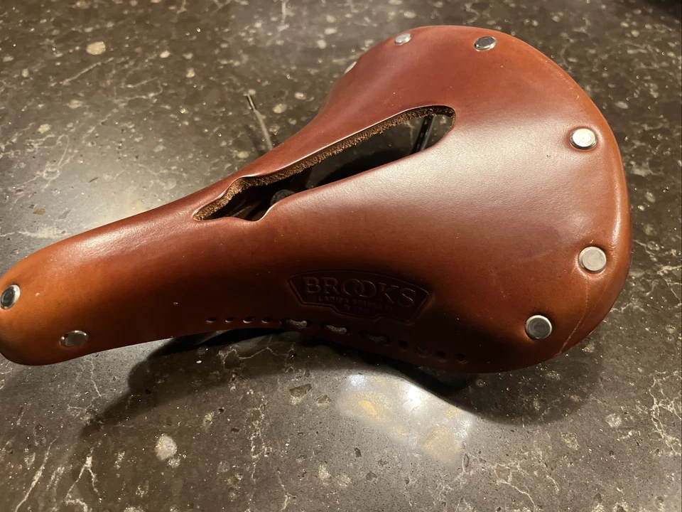 Brooks B17 Carved Leather Saddle Brown B-17 Standard Imperial - Image 4 of 4