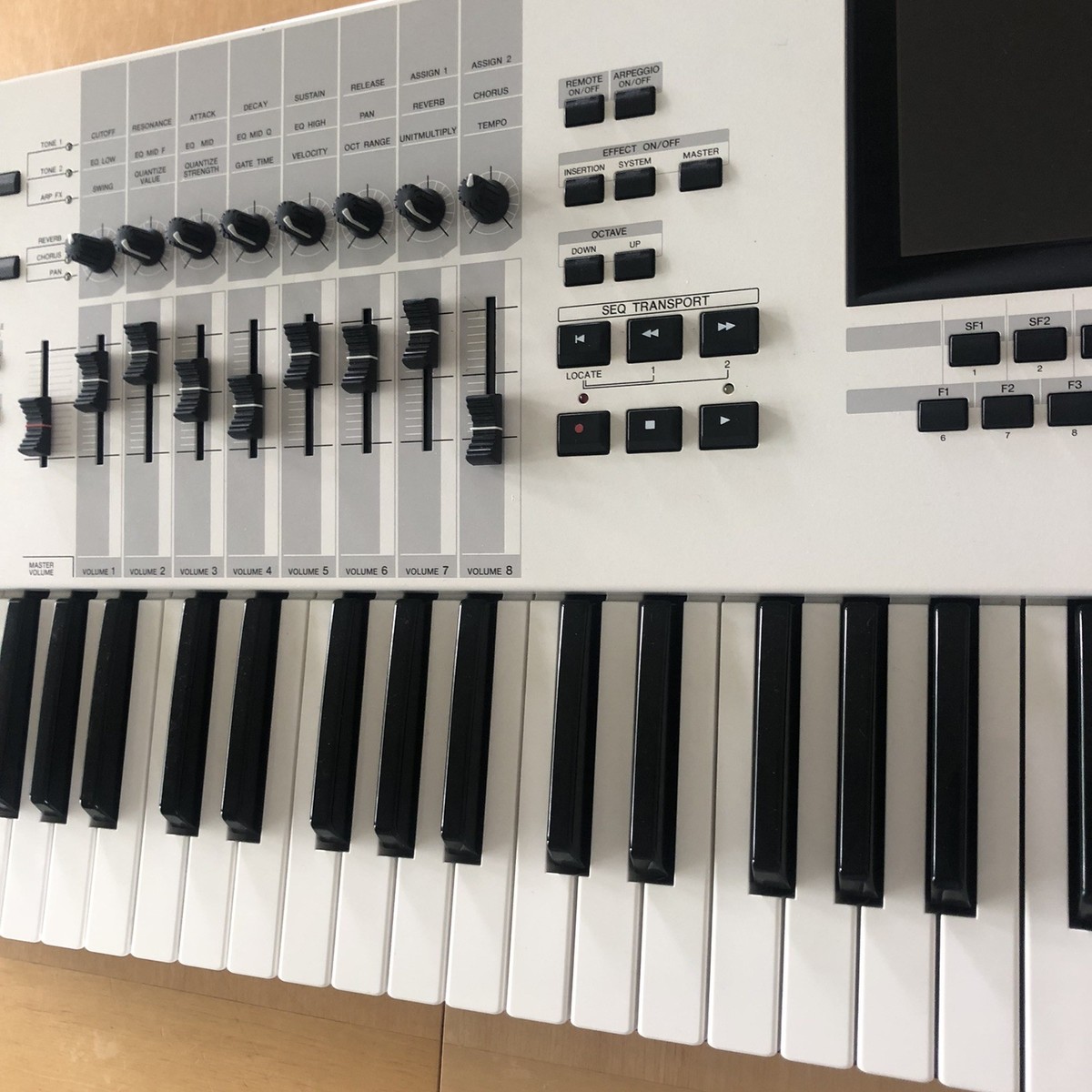 YAMAHA Motif XF7 WHITE Digital Synthesizer Synth Keyboard Musical