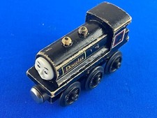 DOUGLAS 1994 Flat Magnets UNDATED DATED WHEELS Thomas Wooden Railway