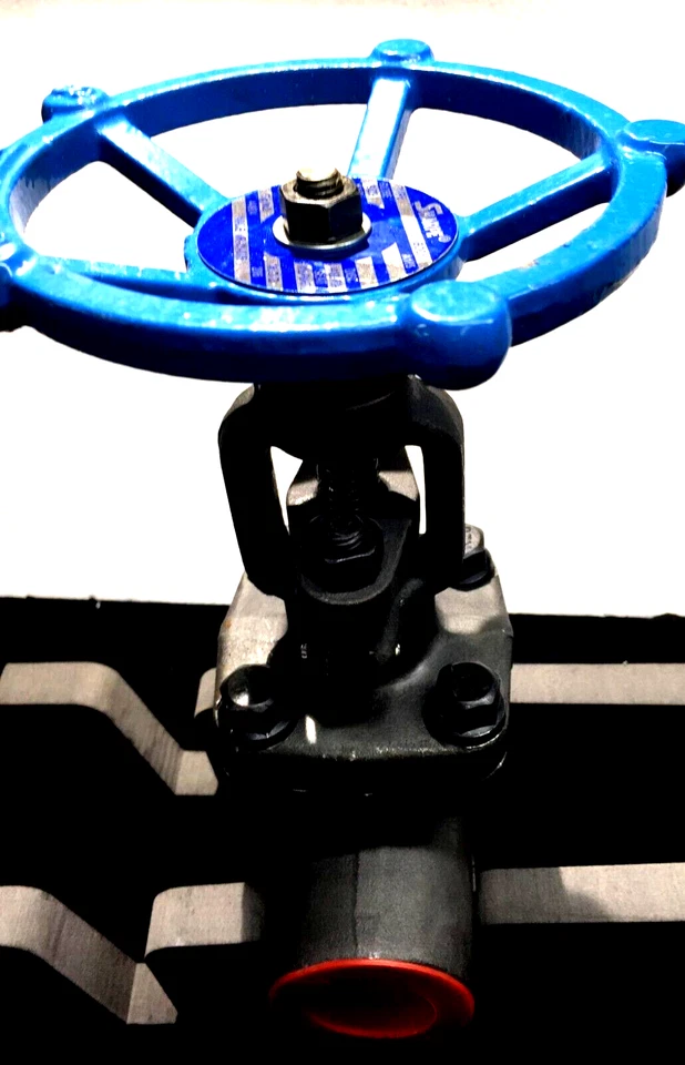 SHARP VALVE 44834 SERIES CARBON STEEL GLOBE VALVE 1 1/2" INLINE SOCKET WELD - Image 3 of 4