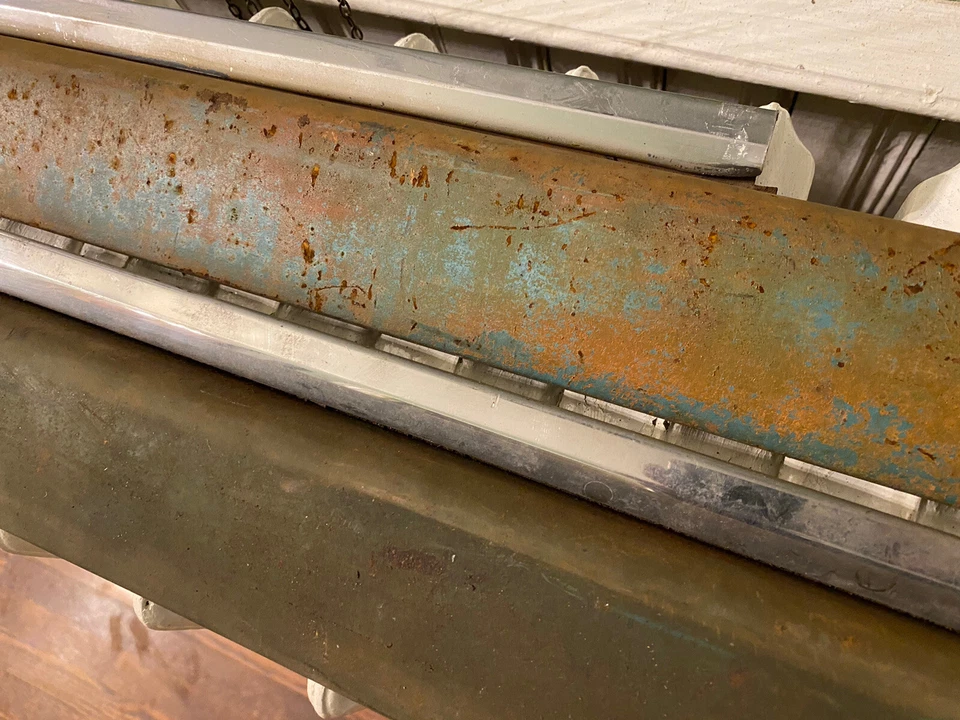 1955 1956 Ford Fairlane Crown Victoria RH LH Top Rear Side Panel Garnish Molding - Image 4 of 4