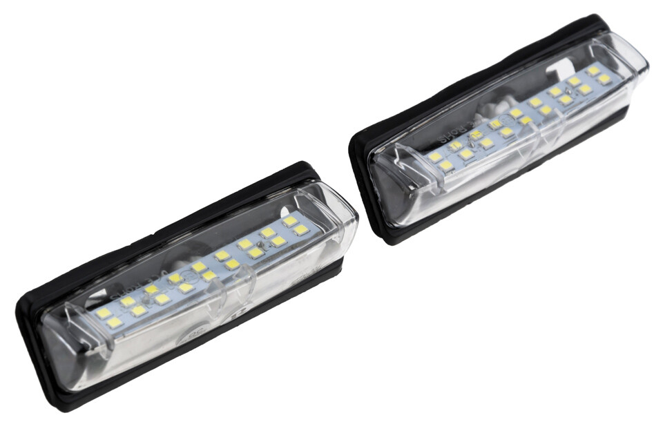 Éclairage de plaque d'immatriculation pour Lexus RX et Toyota Camry 8127153011