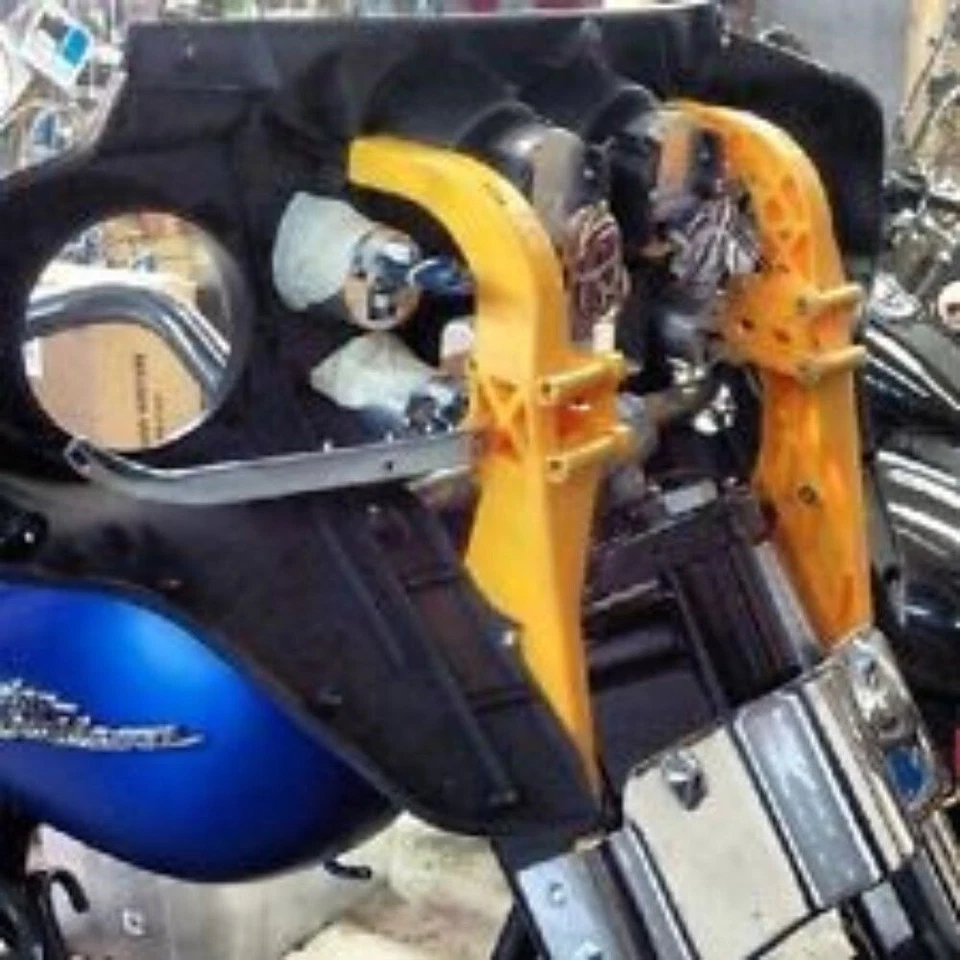 Aleación Art SAB-1 y SAB-2 brazo fuerte carenado y soportes de altavoz Harley FLH Foto 2 de 4