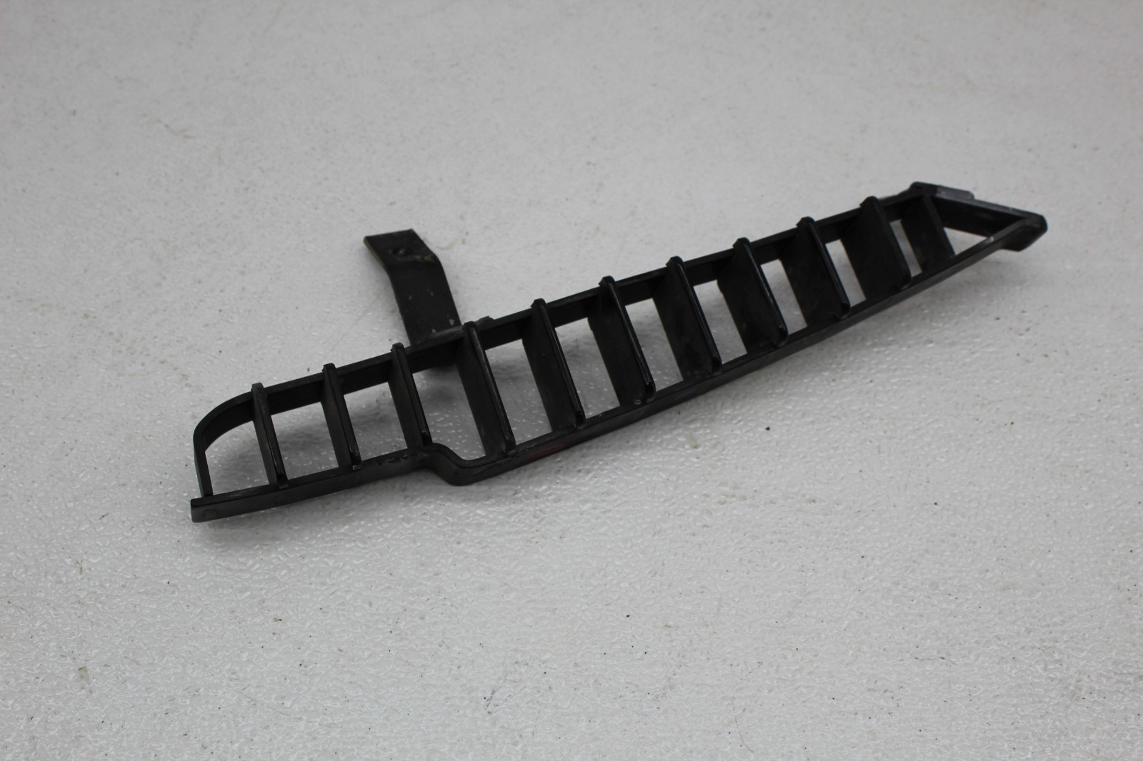 99-01 FERRARI 456 M FRONT LEFT SIDE FENDER GRILL TRIM MOULDING VENT