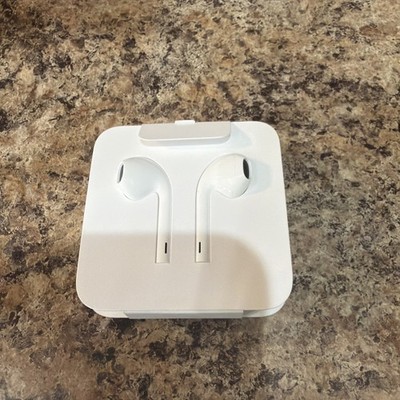 Apple Lightning Wired Earbuds with Lightning to 3.5mm Audio Jack Adapter No Case