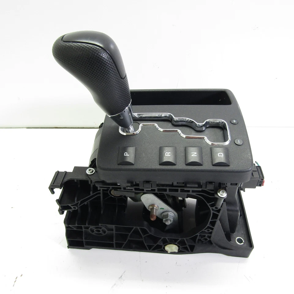 2005-2007 Jeep Grand Cherokee Automatic Floor Gear Shift Shifter Assembly OEM - Image 2 of 4