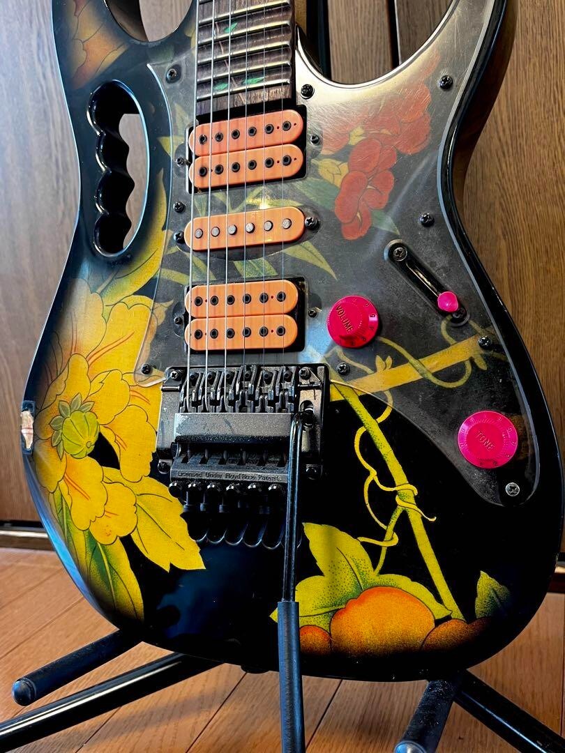 Ibanez JEM77 Floral Pattern初期スティーヴヴァイモデル 高額買取実施中!!】美品 Ibanez JEM77 Floral Pattern 初期