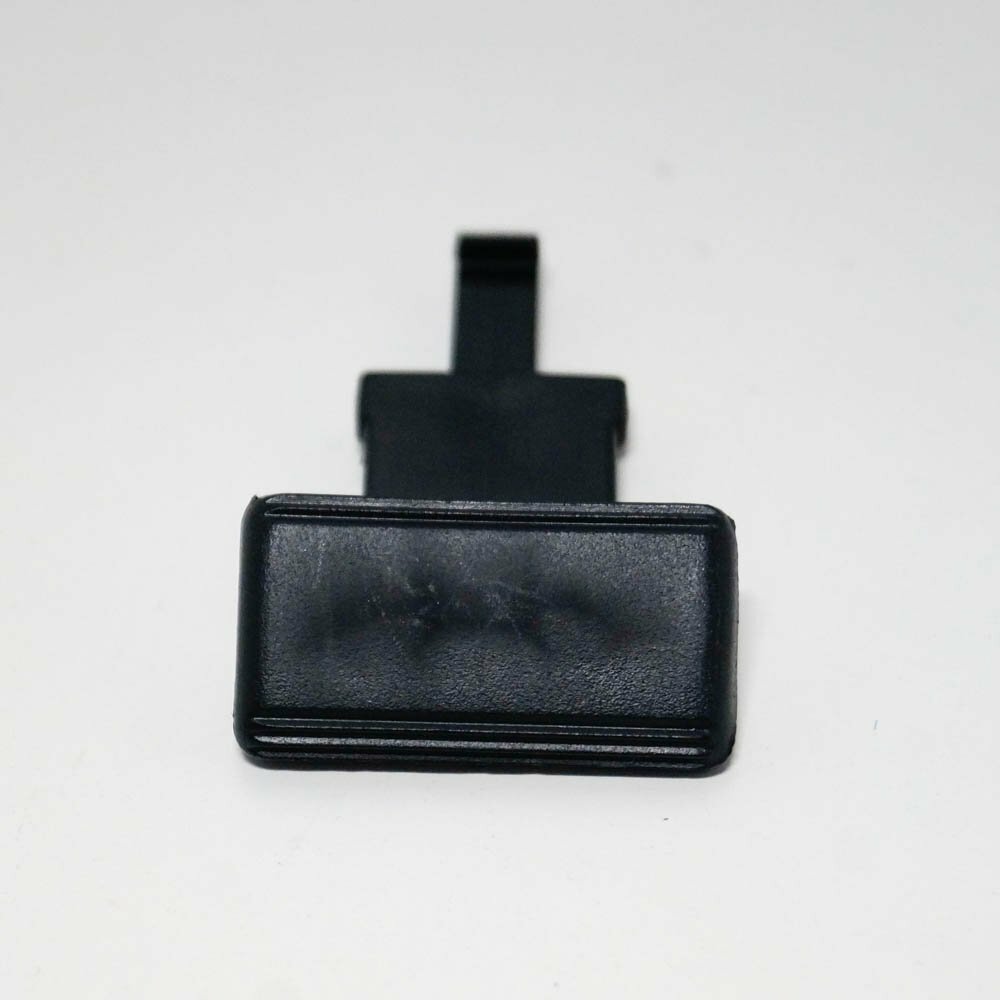 Mercedes-Benz SL R129 Verriegelungsknopf für Armlehnendeckel A1296830155
