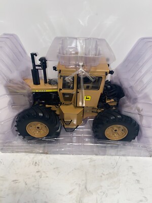 1/16 JOHN DEERE 7520 GOLD CHASER 50th Anniversary 1 of 50 VERY