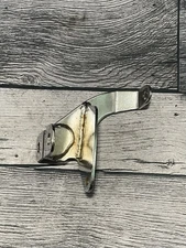 Harley-Davidson 58076–88A windshield bracket Right NOS