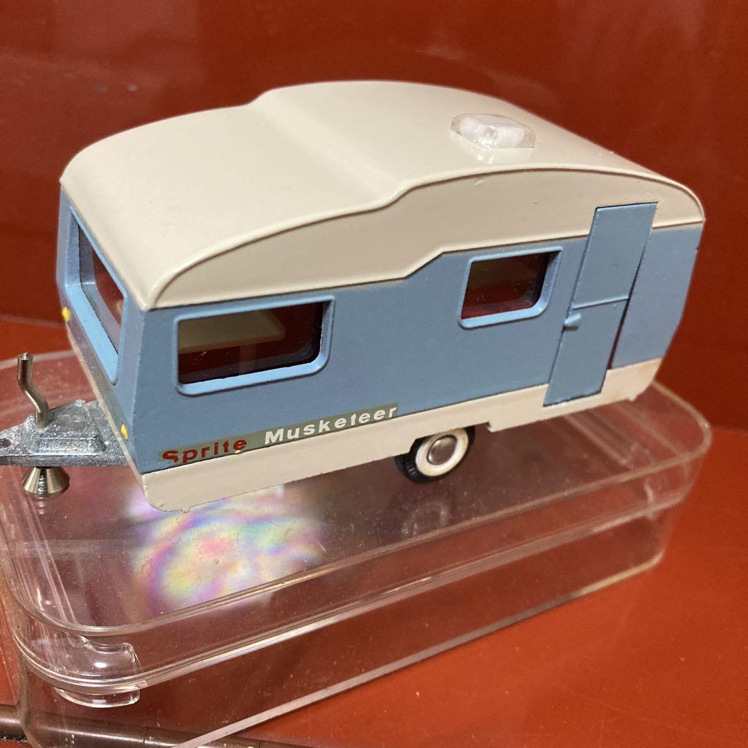 Sprite Musketeer ミニカーキャラバン Amazon.co.jp: NISSAN CARAVAN NV350 2-Piece Set NISSAN