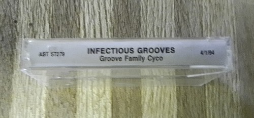 Infectious Grooves: Groove Family Cyco 1994 Sony Music Ent. WLPromo Cassette VG+ - Picture 3 of 9