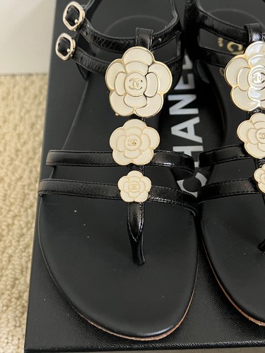 Chanel Camellia Flower CC Logo Black Leather Gladiator Flat Sandals 35 5 $1425 - Picture 7 of 17