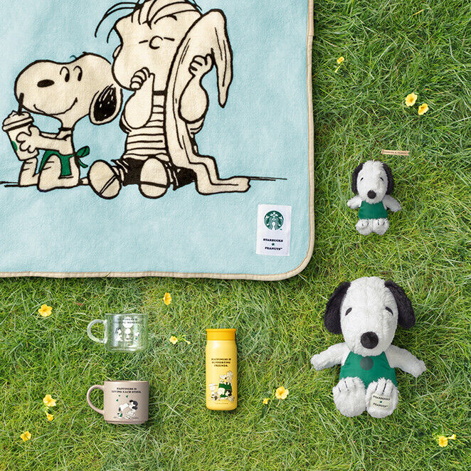 Starbucks x PEANUTS Collabo. T-Shirt, Tote, Bracket & Snoopy Starbucks x PEANUTS Collabo. T-Shirt, Tote, Bracket & Snoopy
