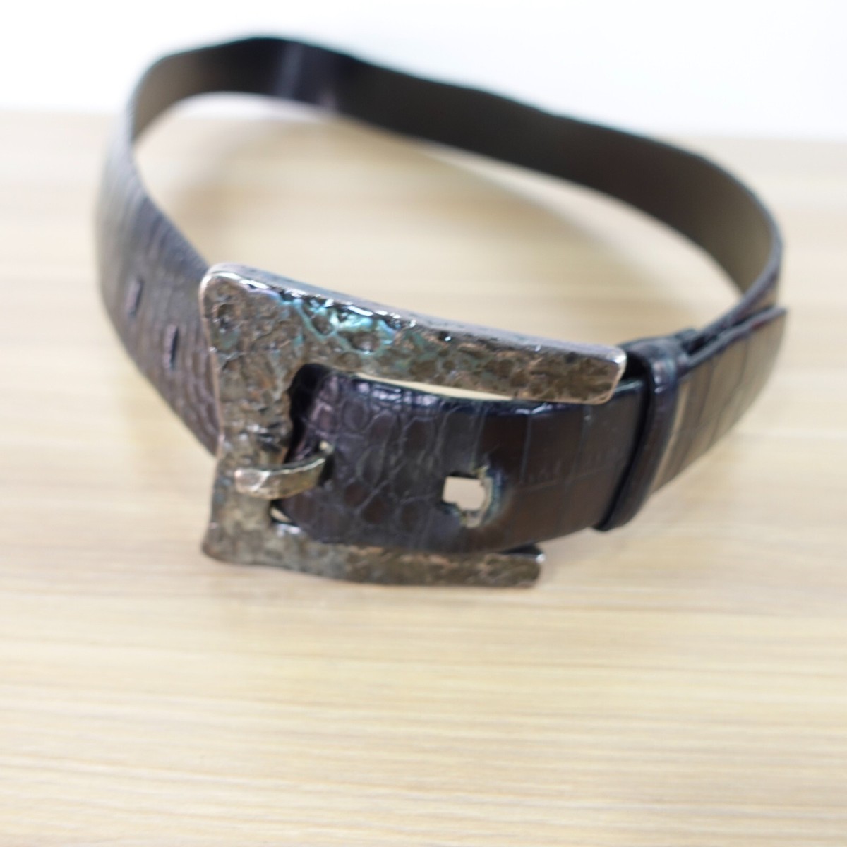 Vintage Sandy Duftler Black Patent Croc Belt Pyramid Stud Buckle XS USA Sandy Duftler Designs Belt Black Crocodile Leather Silver  main image 4