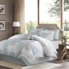 Madison Park Knowles Cal King Bed in a Bag 9 Piece Comforter Set, Aqua