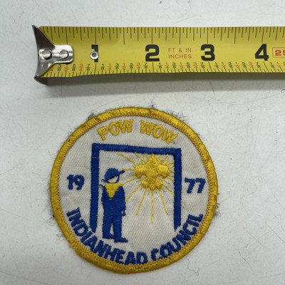 Vintage Boy Scout Indianhead Council Pow Wow 1977 Patch Yellow White Blue 3  BSA