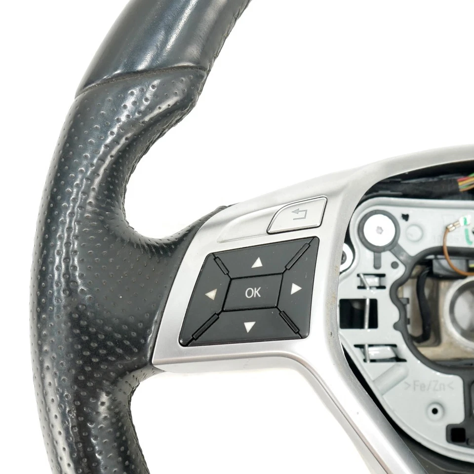 Lenkrad Mercedes-Benz C-Klasse 204 (W/S/C), OEM A1724605903 - Bild 3 von 4