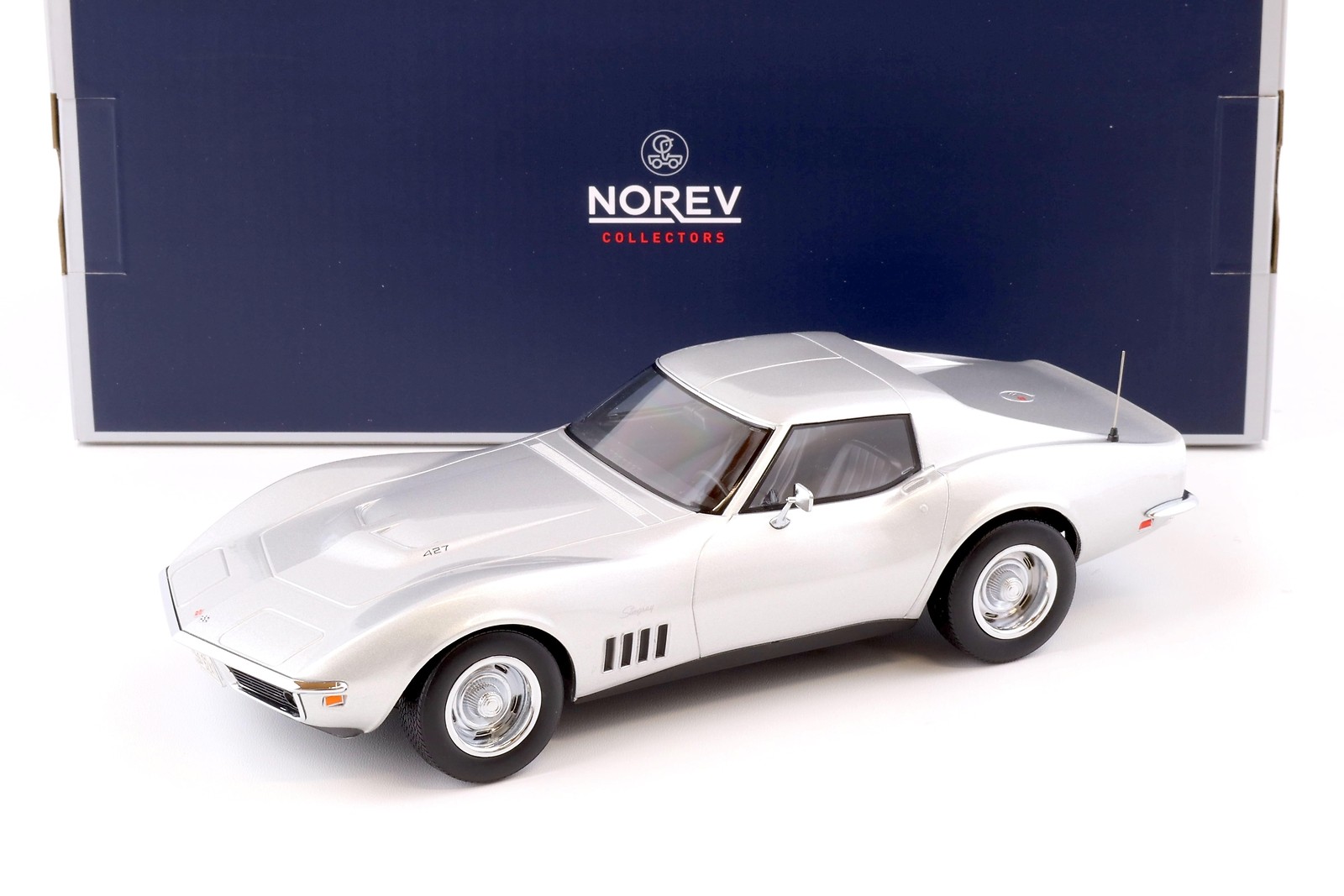 1:18 NOREV Chevrolet Corvette C3 Coupe 1969 Metallic Silver
