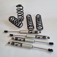 Fahrwerk Jeep Wrangler JL +30mm mit Fox Performance Dämpfer inkl. 2J Garantie