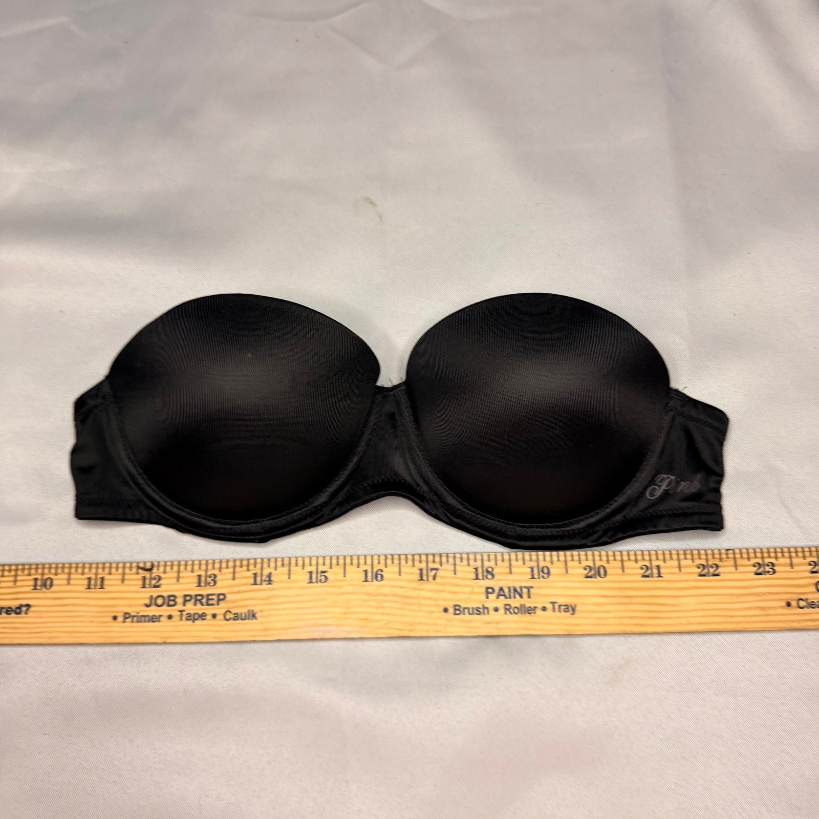 Victoria's Secret PINK Strapless Underwire Bra Black Molded Cup Silicone Grip