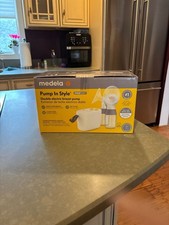 Medela Pump In Style with MaxFlow Technology Double Electric Breast Pump