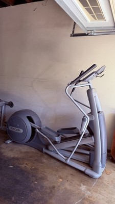 Precor EFX 576i Commercial Elliptical, 9 Programs, 350 lb, HR/LCD, Gray