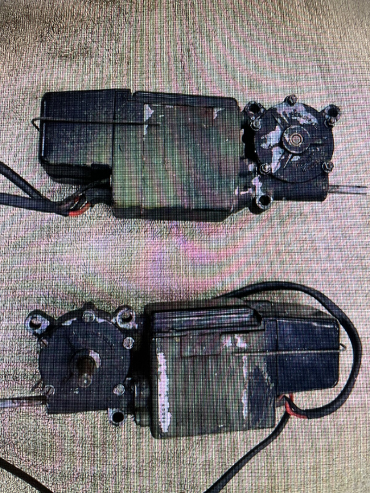 ROLLS ROYCE DAWN WRAITH BENTLEY WIPER MOTOR. WORLDS LARGEST USED PARTS INVENTORY
